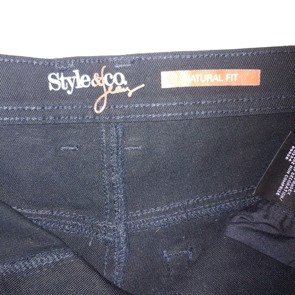 NWT Style & Co. Jeans.  Size 12. - Picture 8 of 8